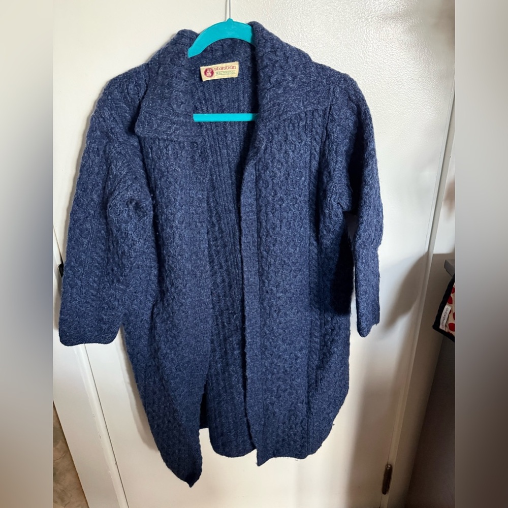 Standun Women's Deep Blue Textured Cardigan